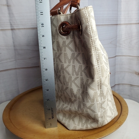 Michael Kors Jet Set Large Logo Leather Gathered Brown Vanilla Tote Purse 15" - Picture 6 of 15